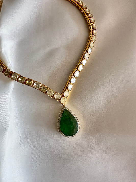 Eshal Polki Necklace in 14kt Gold