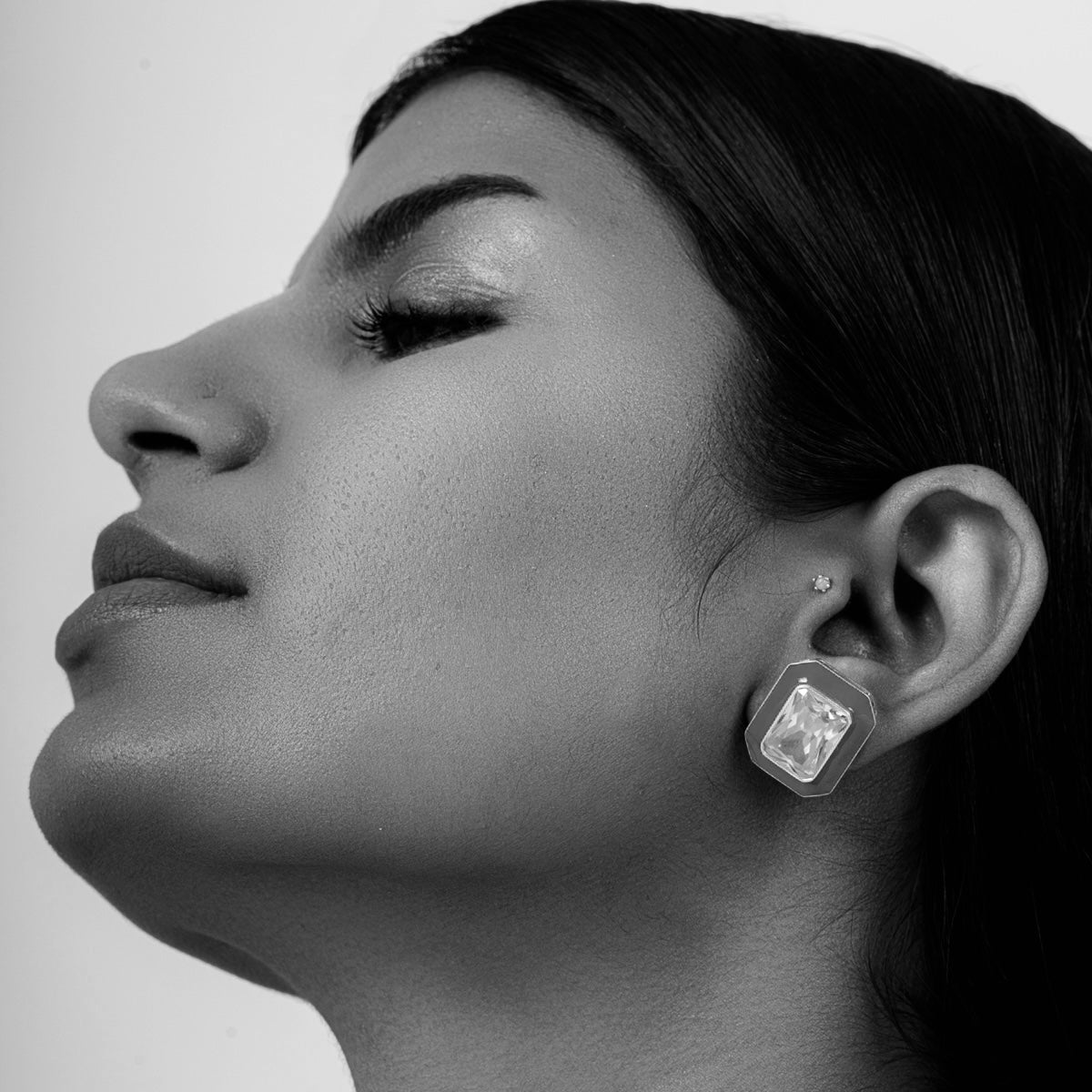 White Tone Alma Earrings