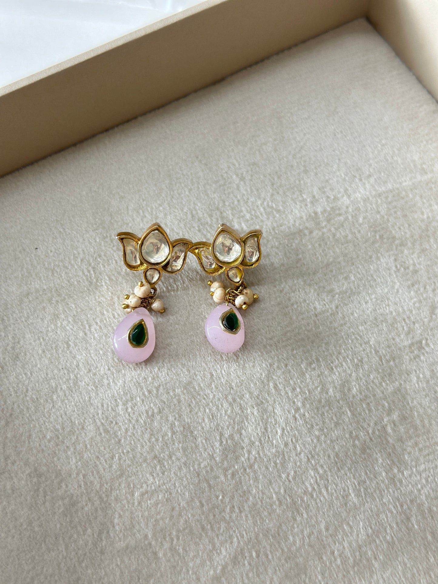 Silver Kamla Earring in pink quartz