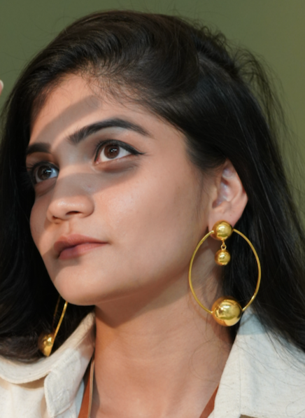 Rosa Danglers in Gold Plating