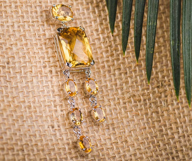 SILVER GOLDFINCHE DANGLERS