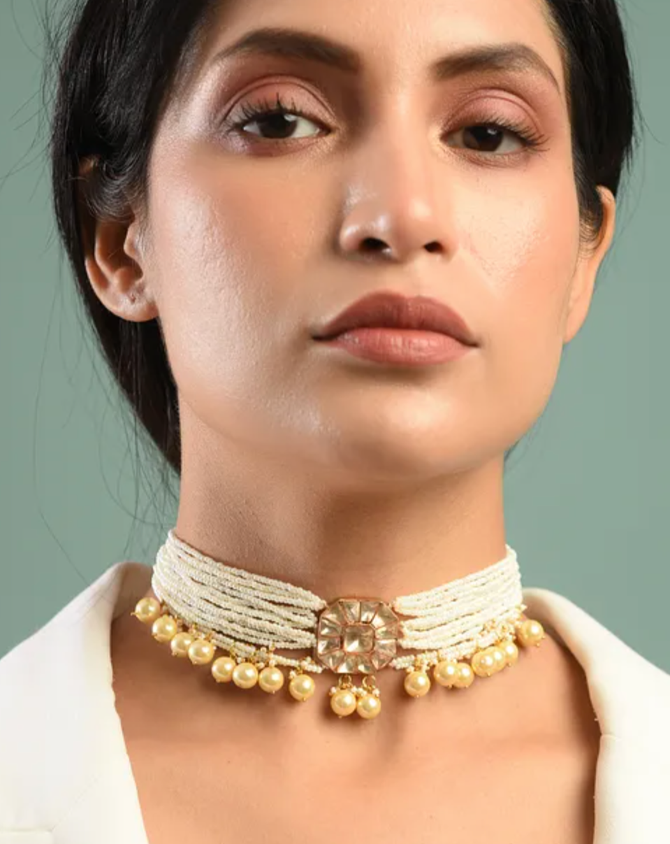 Silver Darika Choker