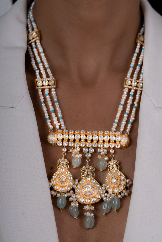 Silver Zinnia Polki Necklace