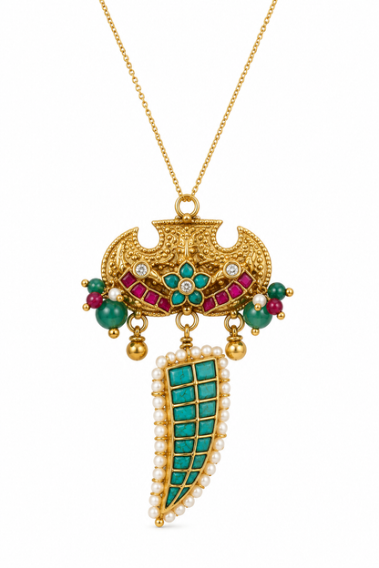 Piku Tusk Pendant