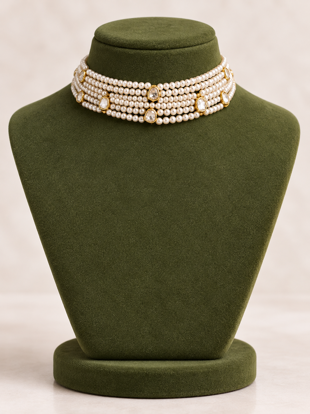 Aashim Pearl Choker
