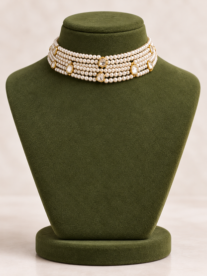 Aashim Pearl Choker