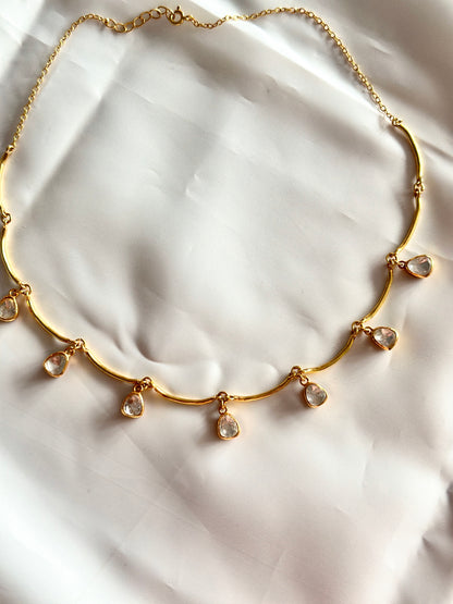 Ura Necklace with earrings