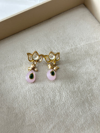 Silver Kamla Earring in pink quartz