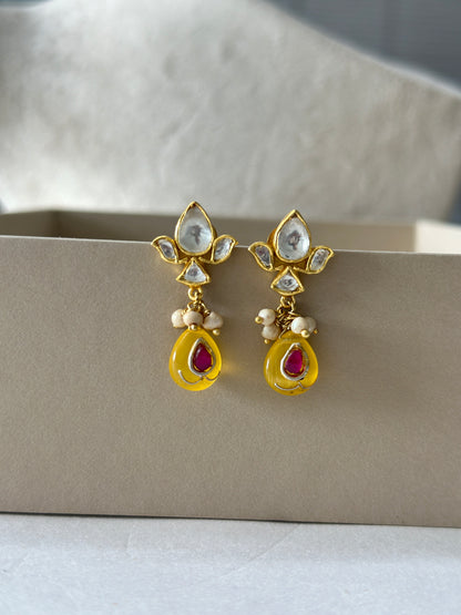 Silver Kamla Earring in yellow quartz