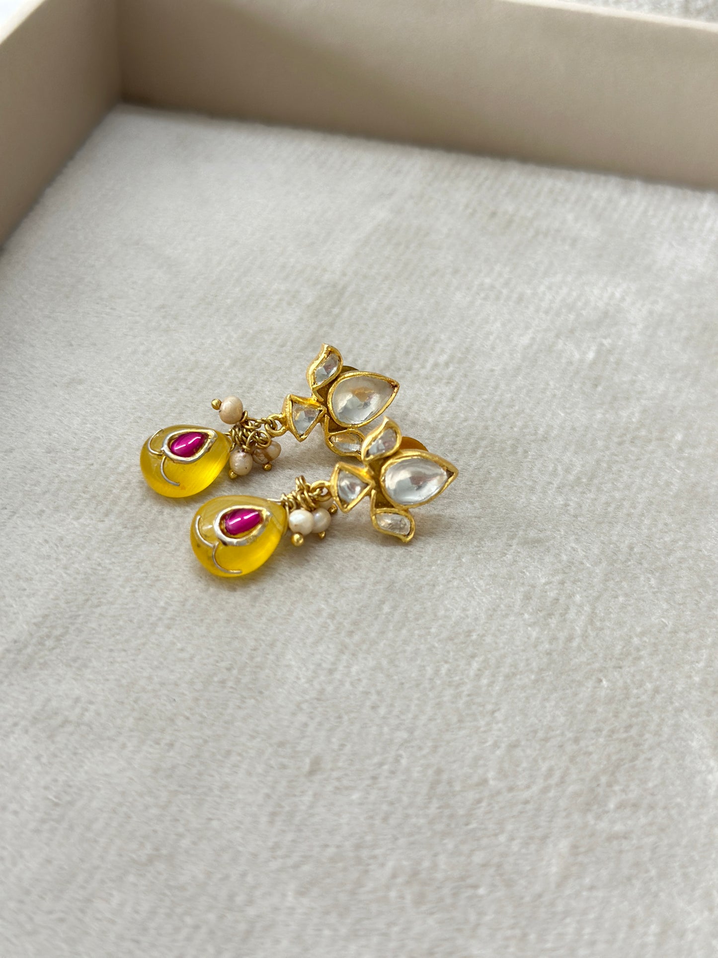 Silver Kamla Earring in yellow quartz