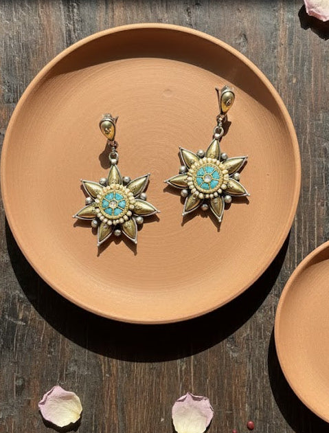 Soorajmukhee Danglers