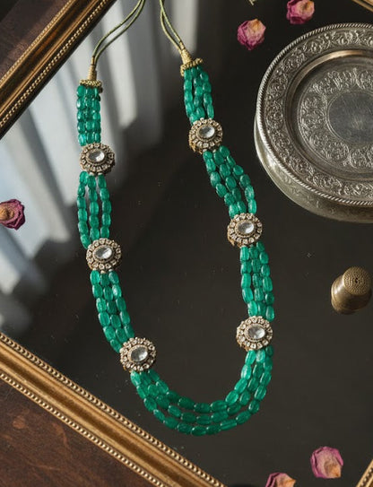 Soha Emerald green necklace