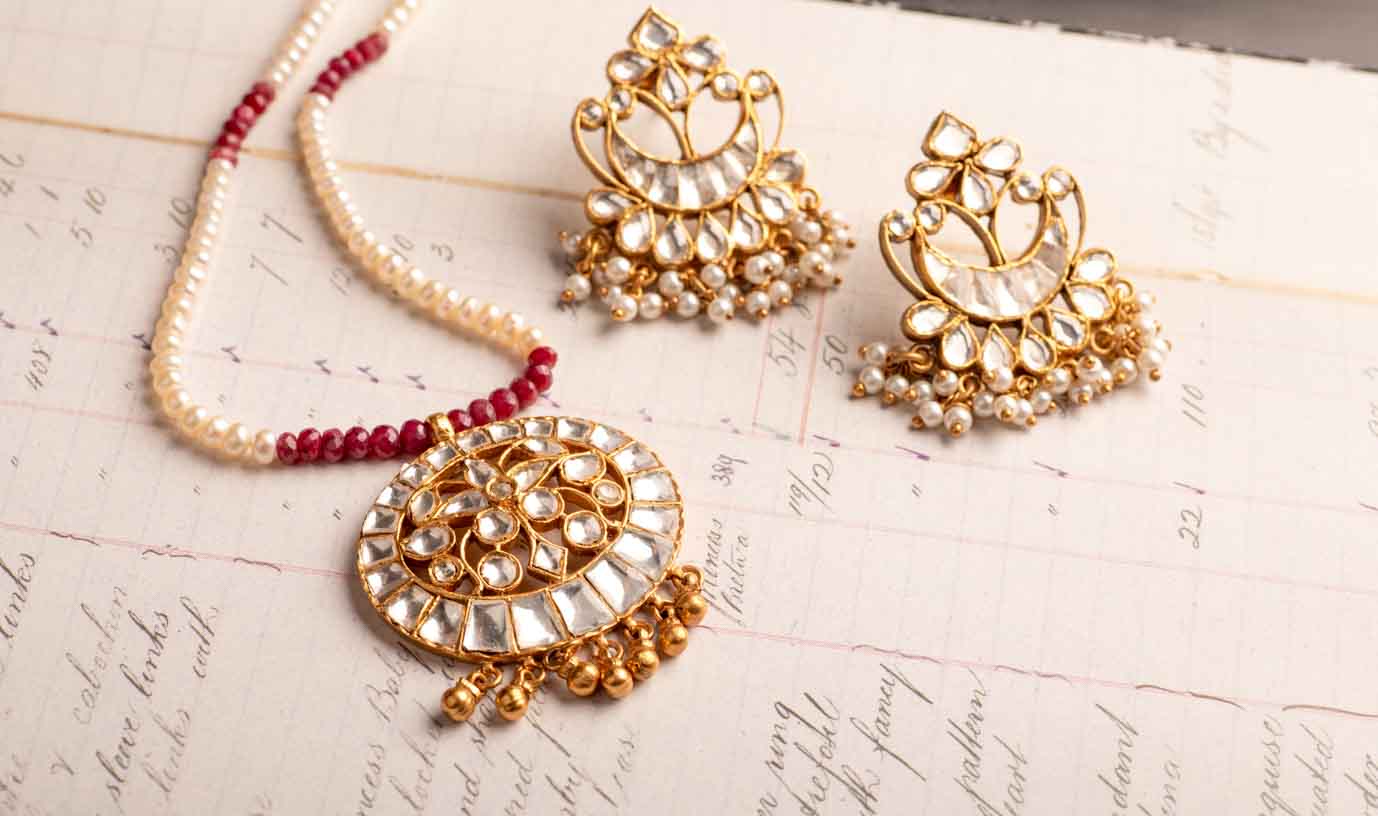 Silver Medio Luna Earrings