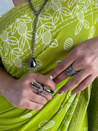 Silvernight Grey Aster Finger Ring