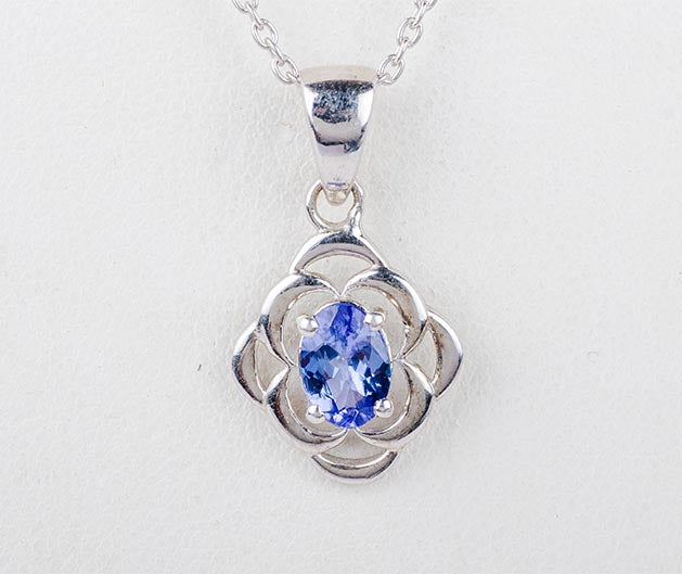 Silver Tanzanite Pendant